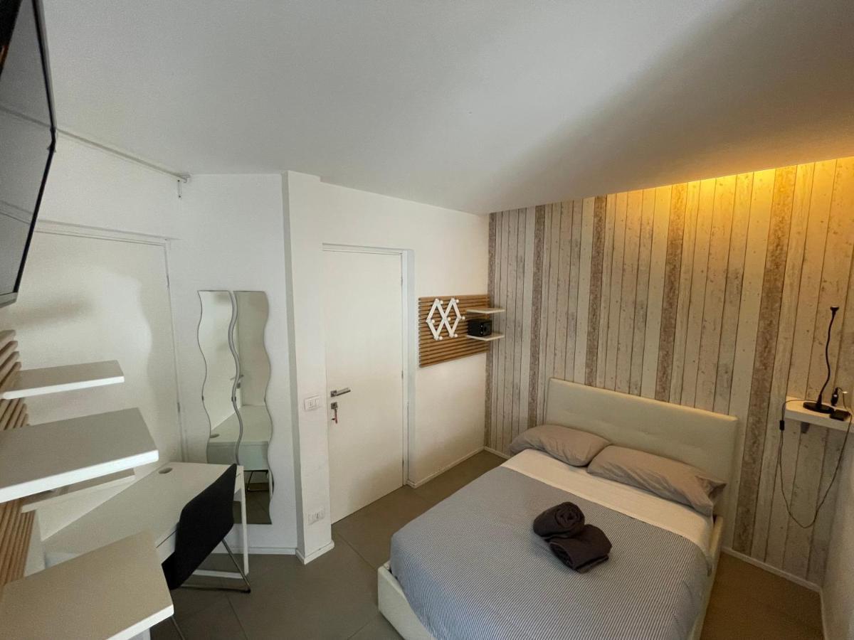 Rooms One อาออสตา ภายนอก รูปภาพ