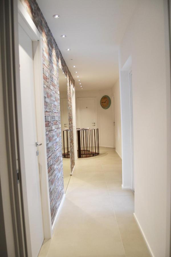 Rooms One อาออสตา ภายนอก รูปภาพ