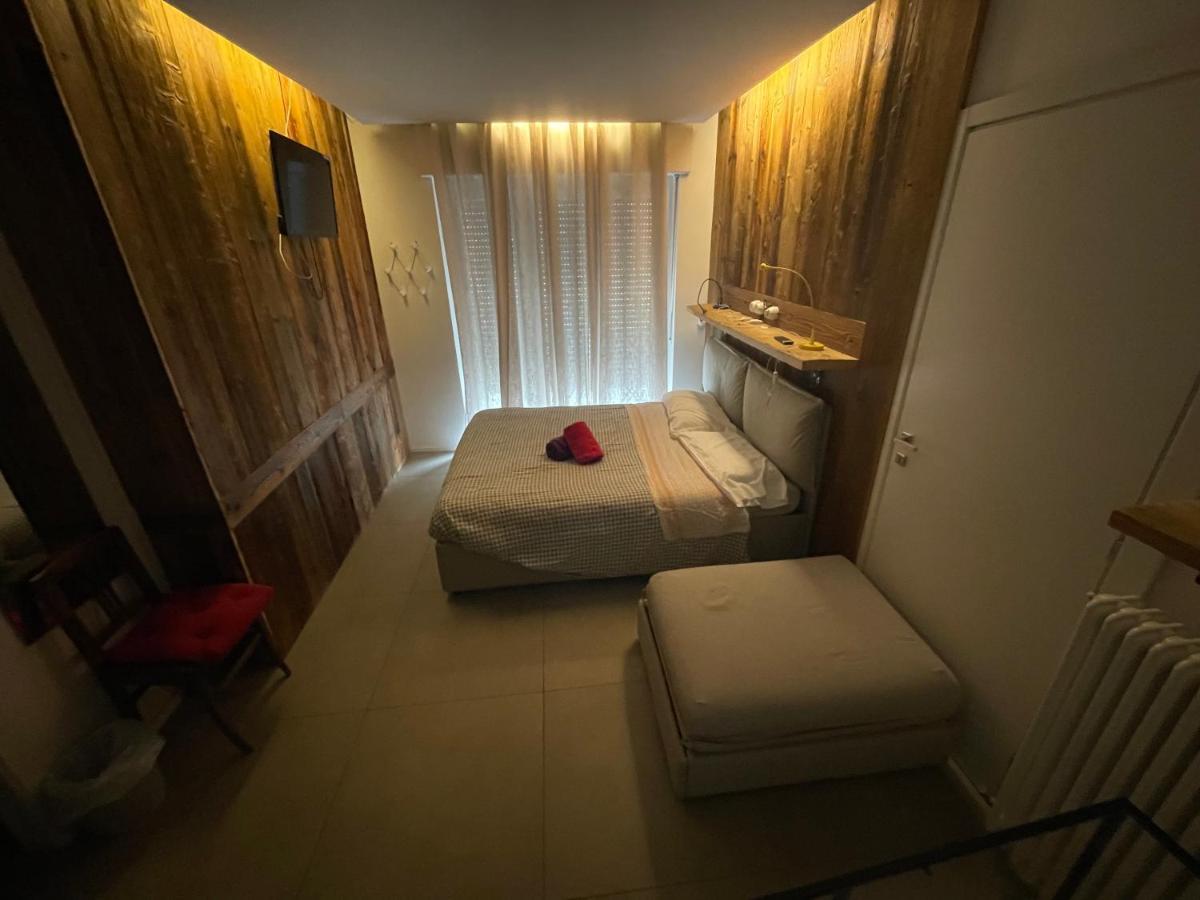 Rooms One อาออสตา ภายนอก รูปภาพ