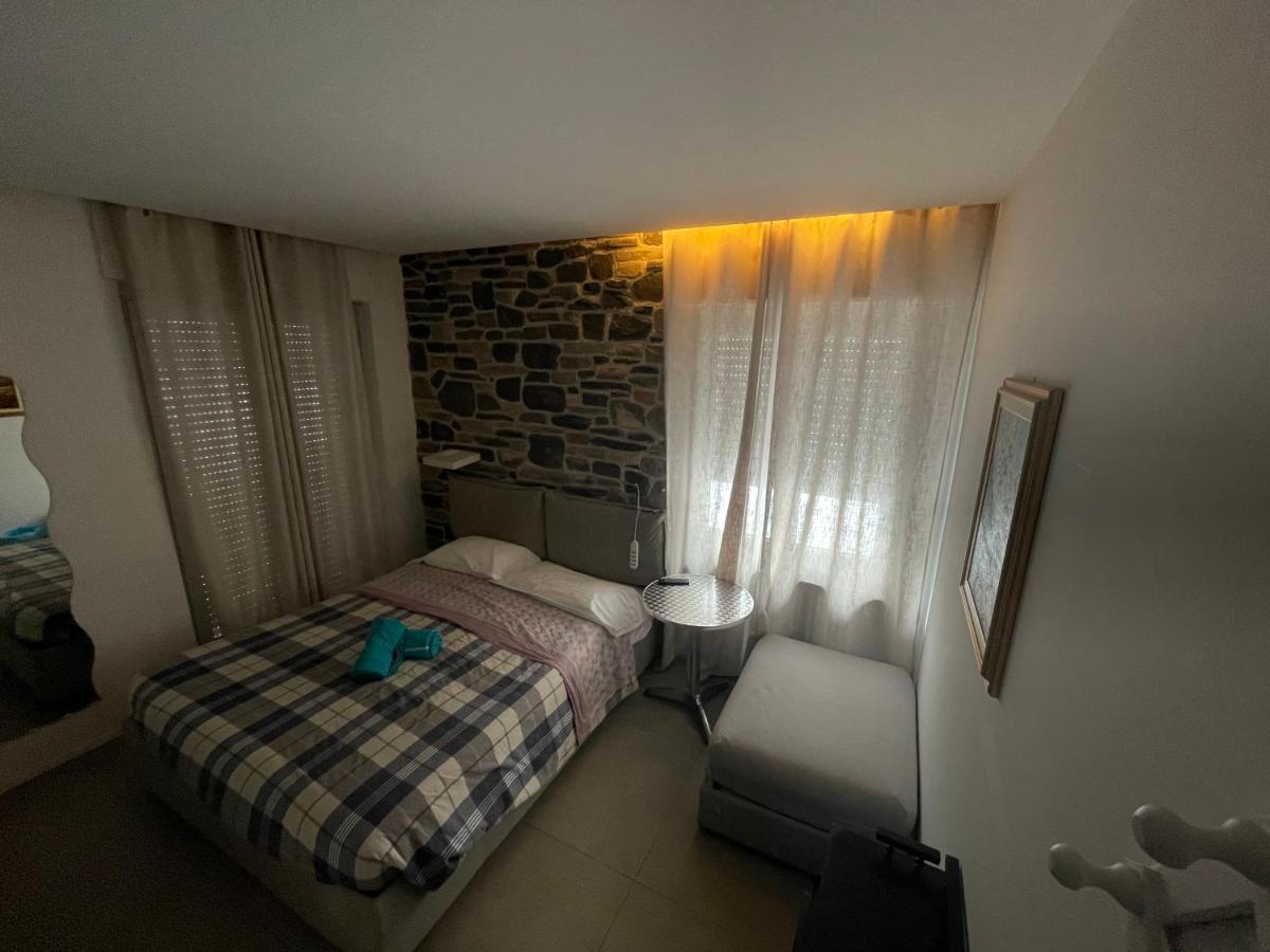 Rooms One อาออสตา ภายนอก รูปภาพ